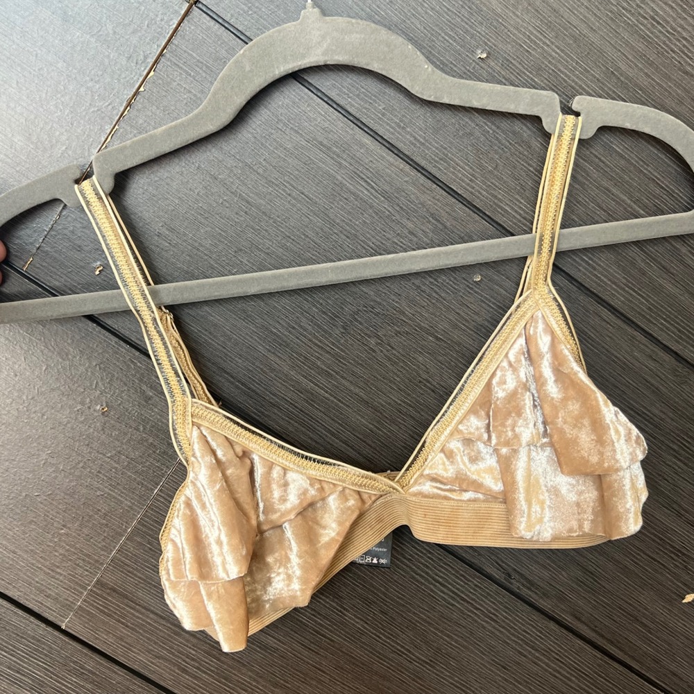 POL Women's Velvet Ruffle Bralette Cream Beige Boho Layering Size Small